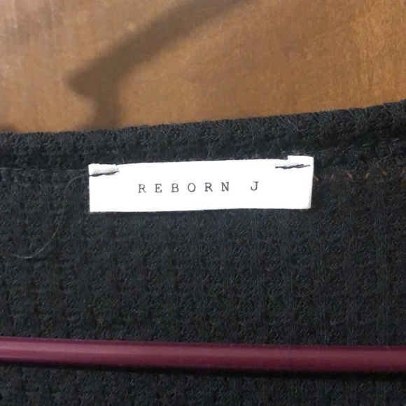 Reborn J top - Picture 3 of 5